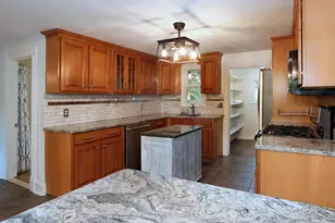 427 Bedford St, Lakeville, MA 02347 - Photo 8