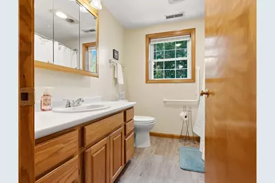 43 Calumet St, Salem, MA 01970 - Photo 34