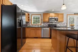 43 Calumet St, Salem, MA 01970 - Photo 10