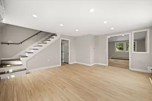1649 Rodman St, Fall River, MA 02721 - Photo 18