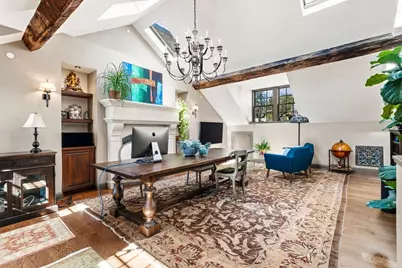 11 Chestnut Street, Boston, MA 02108 - Photo 24