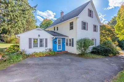 18 Dana St, Amherst, MA 01002 - Photo 2