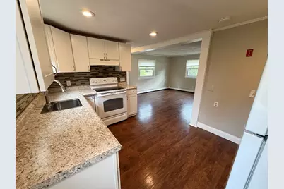 1161 Oakhill Ave #B, Attleboro, MA 02703 - Photo 6