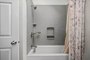 38 Hemlock Dr, Northborough, MA 01532 - Photo 24