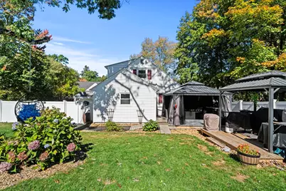 4 Hayward Pl, Hudson, NH 03051 - Photo 4