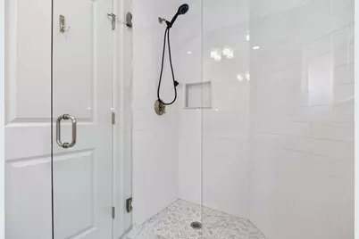 1048 Saratoga Street #2, Boston, MA 02128 - Photo 10