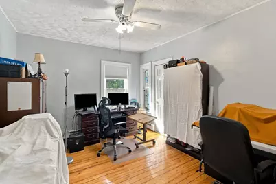 562 Newport Ave, Attleboro, MA 02703 - Photo 30