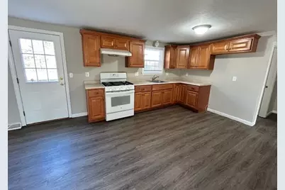 85 Emmet #85, Brockton, MA 02302 - Photo 2