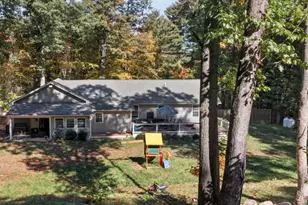 100 Sprague St, Northbridge, MA 01534 - Photo 4