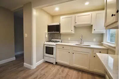 16 Magnolia Ave #1, Gloucester, MA 01930 - Photo 1