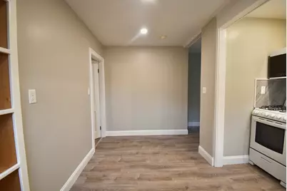 16 Magnolia Ave #1, Gloucester, MA 01930 - Photo 2