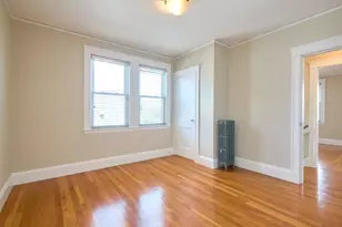 30 Edgecliff Rd, Watertown, MA 02472 - Photo 14