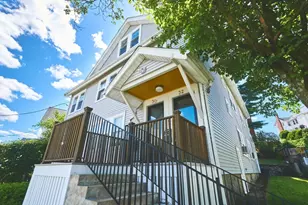 30 Edgecliff Rd, Watertown, MA 02472 - Photo 1