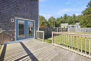 17 Flagstone Pl, Bridgewater, MA 02324 - Photo 32