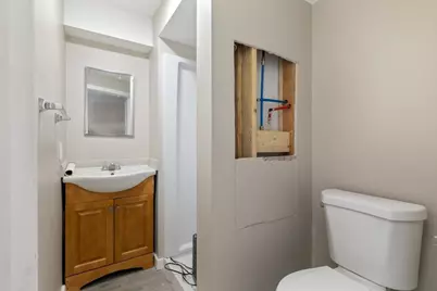 31 Garfield St, Lawrence, MA 01843 - Photo 6