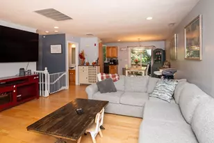 16 Clifton St, Taunton, MA 02780 - Photo 8