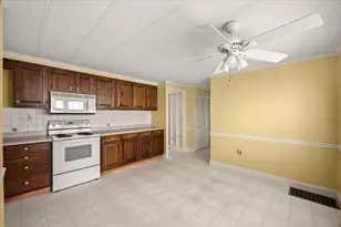 8 Narranganset Dr, Plymouth, MA 02360 - Photo 18