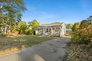 15 Cochituate Rd, Plymouth, MA 02360 - Photo 2
