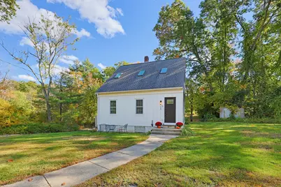15 W Cedar Rd, Norfolk, MA 02056 - Photo 1