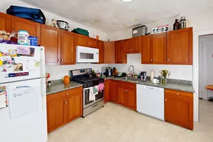 22-22A Valley St, Medford, MA 02155 - Photo 10