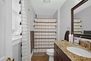 16 Bellevue Ave, Brockton, MA 02302 - Photo 10