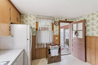 144 Beauregard Terrace, Chicopee, MA 01020 - Photo 12