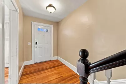 39 Linden St #0, Salem, MA 01970 - Photo 4
