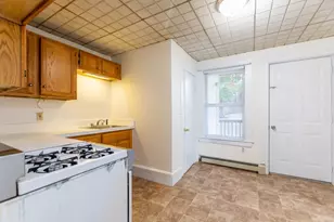 191 Spring St, Stoneham, MA 02180 - Photo 18