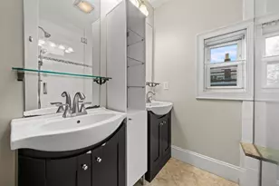 519 E 5th St, Boston, MA 02127 - Photo 18