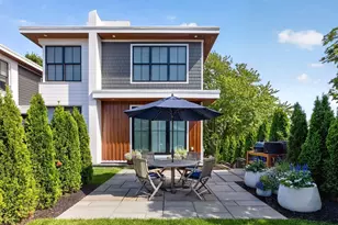 18 Winslow St, Provincetown, MA 02657 - Photo 2