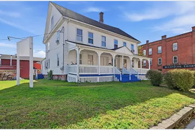 856-858 Hampden St, Holyoke, MA 01040 - Photo 2