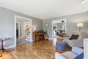 7 Holly Cir, Easthampton, MA 01027 - Photo 10