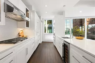 22 Liberty Dr, Boston, MA 02210 - Photo 12