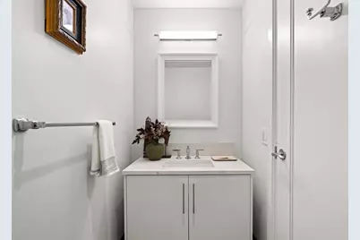 22 Liberty Dr #2M, Boston, MA 02210 - Photo 18