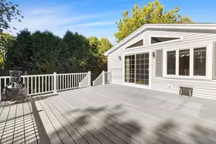 1036 Cohannet St, Taunton, MA 02780 - Photo 32