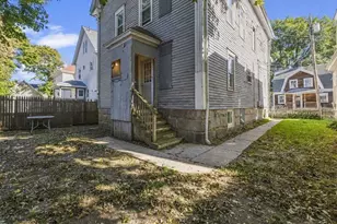 45 Pierce St, New Bedford, MA 02740 - Photo 4