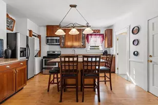 45 Pierce St, New Bedford, MA 02740 - Photo 8