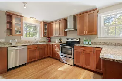 35 Pine St, Sharon, MA 02067 - Photo 10