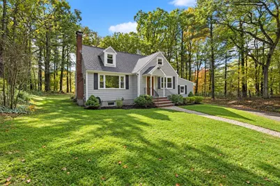 35 Pine St, Sharon, MA 02067 - Photo 2