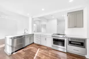 34 A Park St, Brookline, MA 02446 - Photo 4