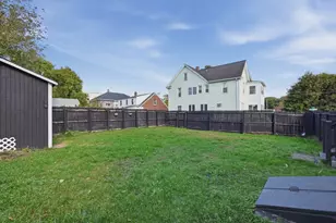 96 Decatur St, Springfield, MA 01151 - Photo 20