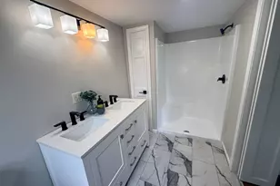 15 Holcomb St, Fairhaven, MA 02719 - Photo 10
