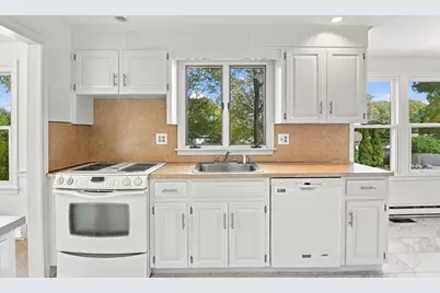 99 Highland Street, Milford, MA 01757 - Photo 8