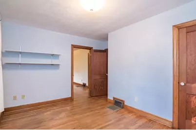 19 Moorland St, Amherst, MA 01002 - Photo 24