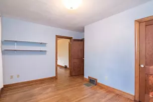 19 Moorland St, Amherst, MA 01002 - Photo 24