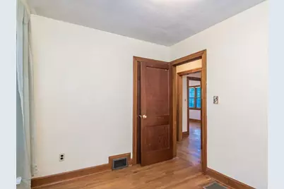 19 Moorland St, Amherst, MA 01002 - Photo 28