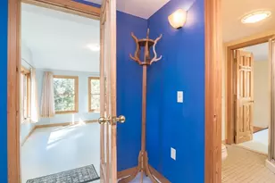 19 Moorland St, Amherst, MA 01002 - Photo 14