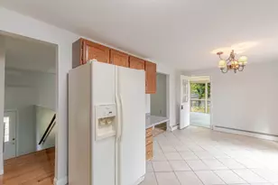 12 Amy Ave, Leominster, MA 01453 - Photo 8