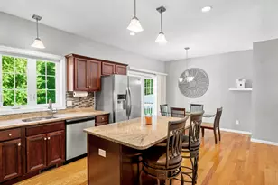 1677 Plymouth St, Bridgewater, MA 02324 - Photo 4