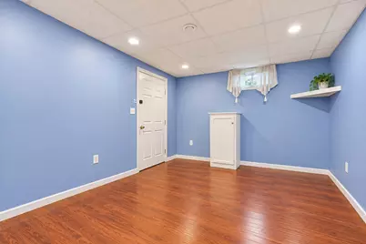 26 Crestwood Cir, Lawrence, MA 01843 - Photo 34